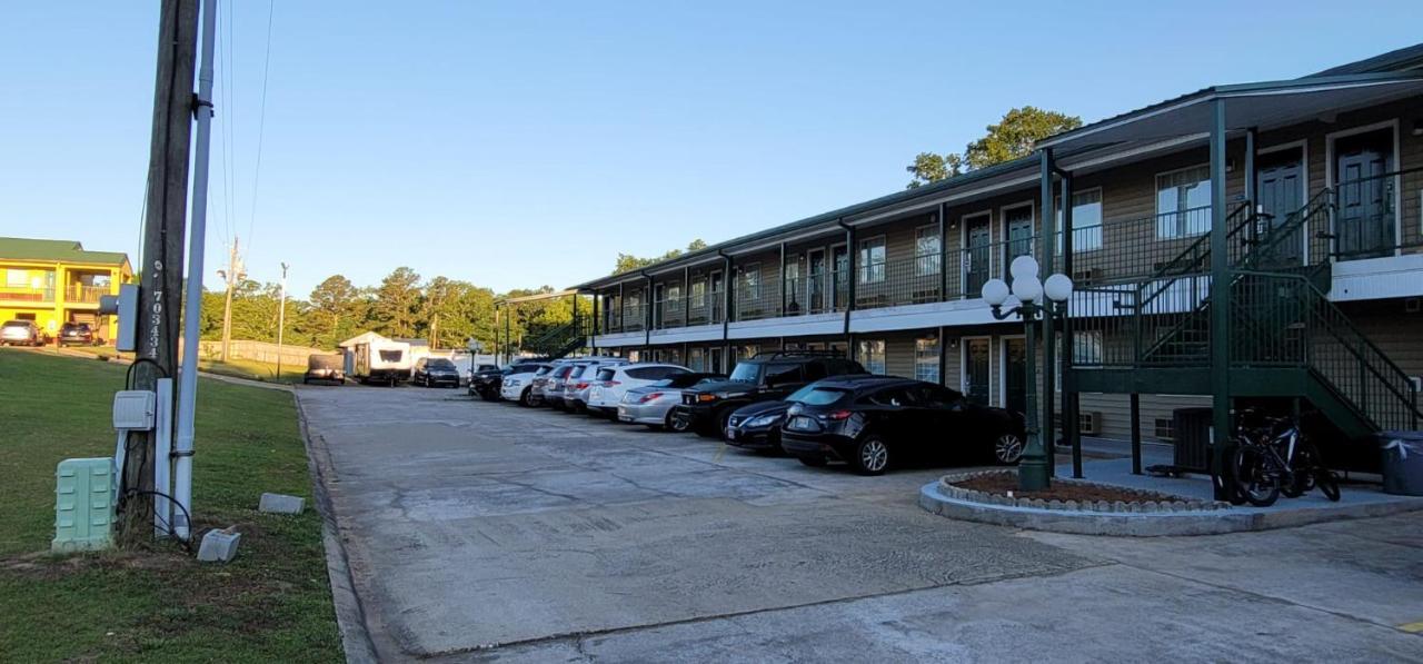 Garden Inn And Suites Near Callaway Gardens Pine Mountain Exterior foto